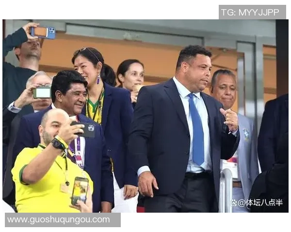 曾经踢过七人制足球的顶级球星有哪些他们的职业生涯如何